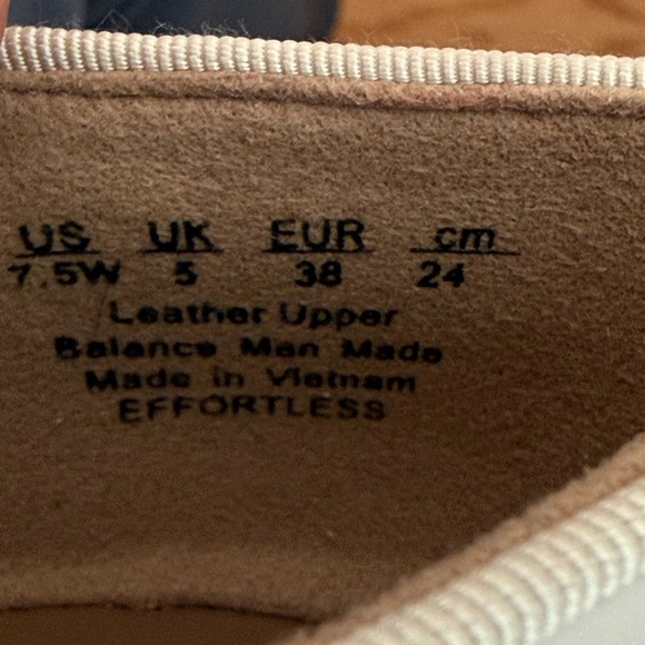 Naturalizer Effortless Loafers | Women’s 7.5 W | Cushioned Work & Travel Shoes - Picture 10 of 13